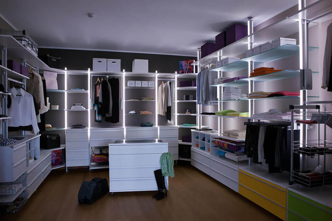 LED mitte vorne & hinten an