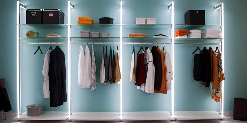 LED Beleuchtung zur Integration im Schranksystem von FRANK Schranksysteme Entdecken Sie unsere LED Beleuchtung zur Integration in den Profilen von SOFT und PREMIUM zur optimalen Ausleuchtung Ihres Schranksystems und des Raumes, natürlich von FRANK Schranksysteme