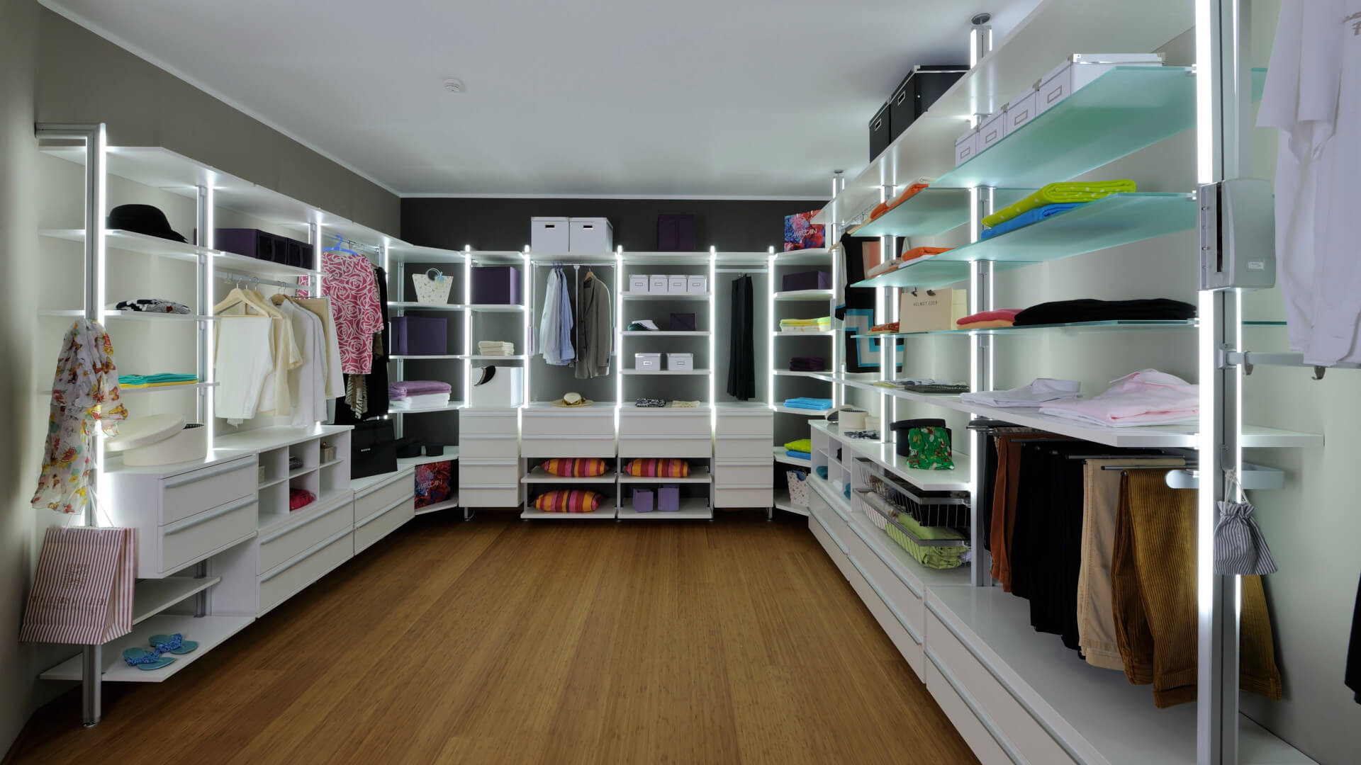 Produktlinien SOFT & PREMIUM von FRANK Schranksysteme Produktlinien SOFT & PREMIUM von FRANK Schranksysteme